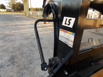 New 2025 PJ Trailers PJ LSQ2872BSWK Deckover Trailer