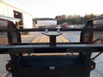 New 2025 PJ Trailers PJ LSQ2872BSWK Deckover Trailer