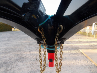 New 2025 PJ Trailers PJ LSQ2872BSWK Deckover Trailer