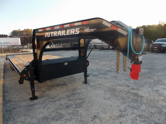 New 2025 PJ Trailers PJ LSQ2872BSWK Deckover Trailer