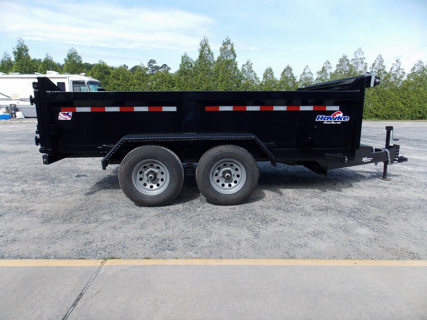 New 2025 HAWKE TRAILERS FLPT-52K-6X12H Dump Trailer