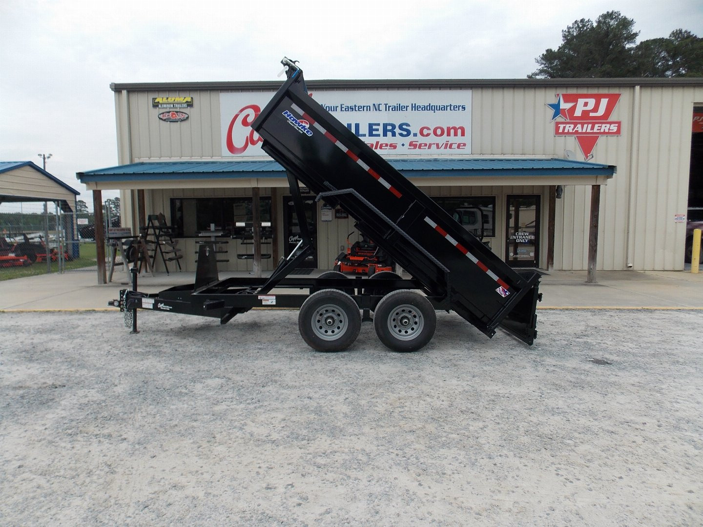 New 2025 HAWKE TRAILERS FLPT-52K-6X12H Dump Trailer