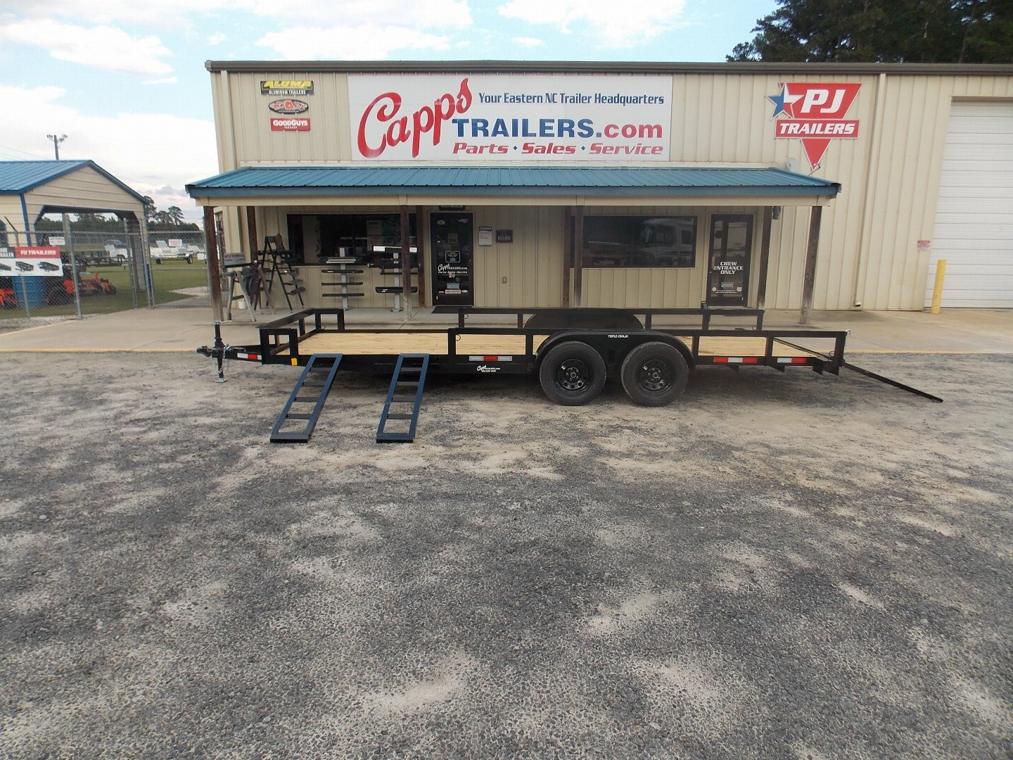 2026 Triple Crown Trailers TC ATV7X20TG