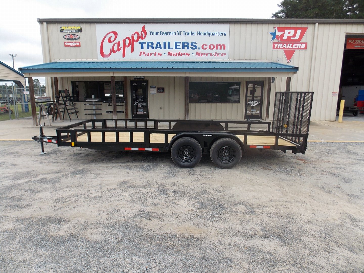 2026 Triple Crown Trailers TC ATV7X18TG photo 2