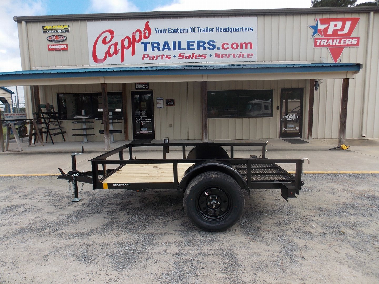 New 2025 TRIPLE CROWN TRAILERS TC U5X8G Utility Trailer