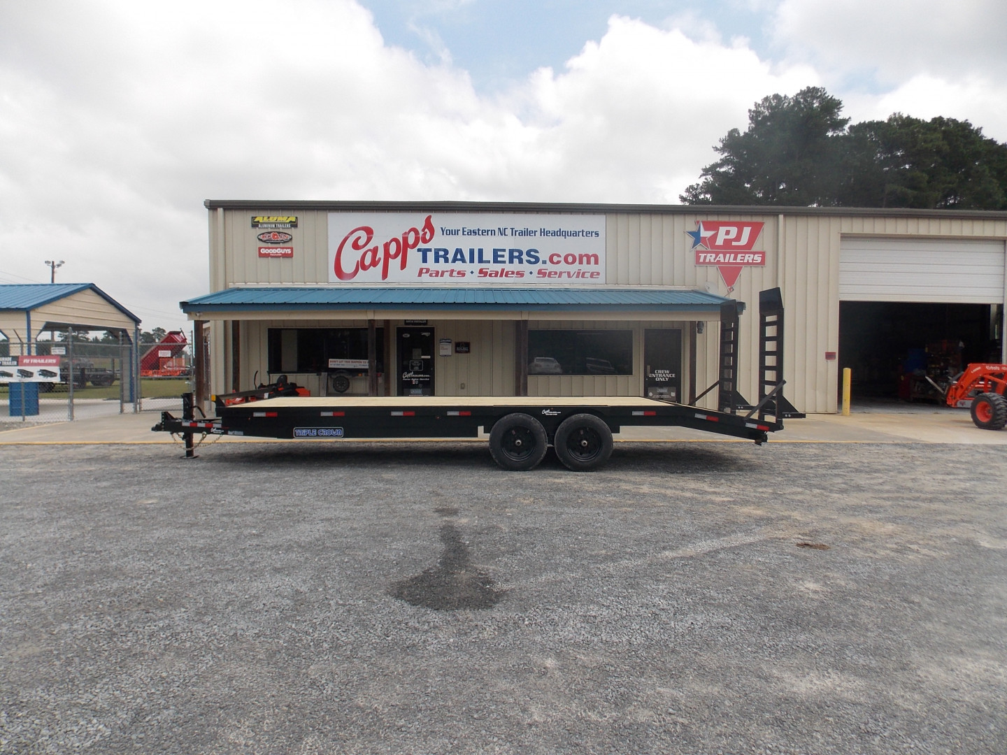 New 2026 Triple Crown Trailers TC E8.5X24 16K 17.5 Deckover Trailer