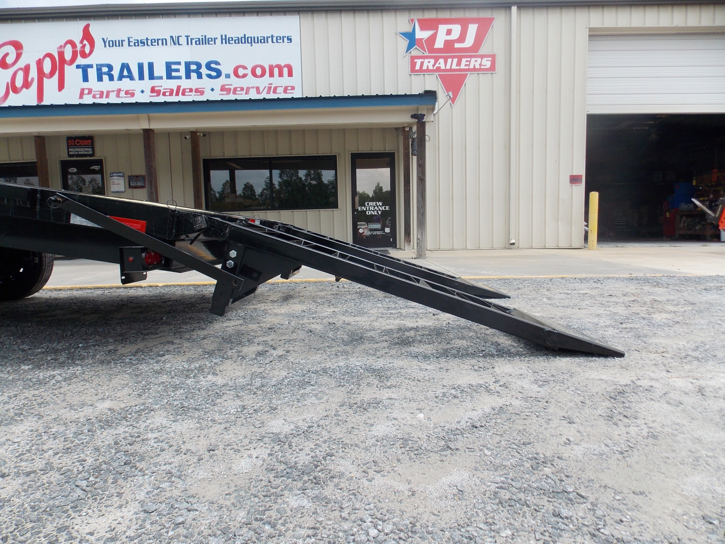New 2026 Triple Crown Trailers TC E8.5X24 16K 17.5 Deckover Trailer