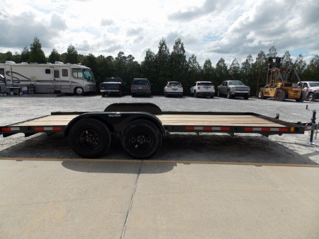 New 2026 Triple Crown Trailers TC CHWF7X187K Car Hauler