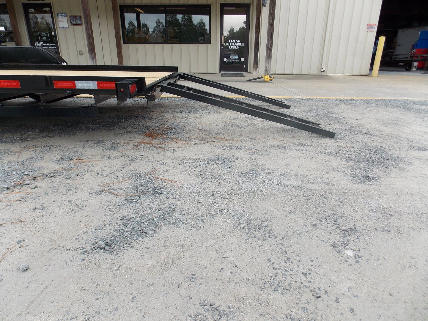 New 2026 Triple Crown Trailers TC CHWF7X207K Car Hauler