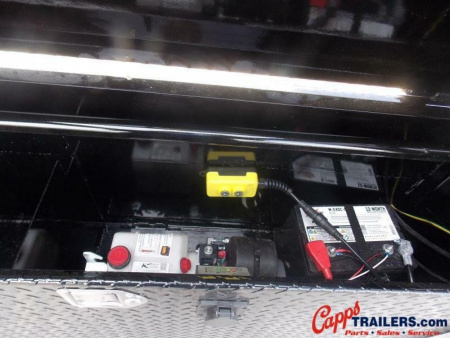 New 2024 PJ TRAILERS PJ T8S2872BSTK-WN04-WNFR DECKOVER TRAILER