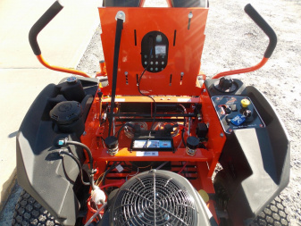 New 2024 BAD BOY BMZ48FR651 Lawn Mowers