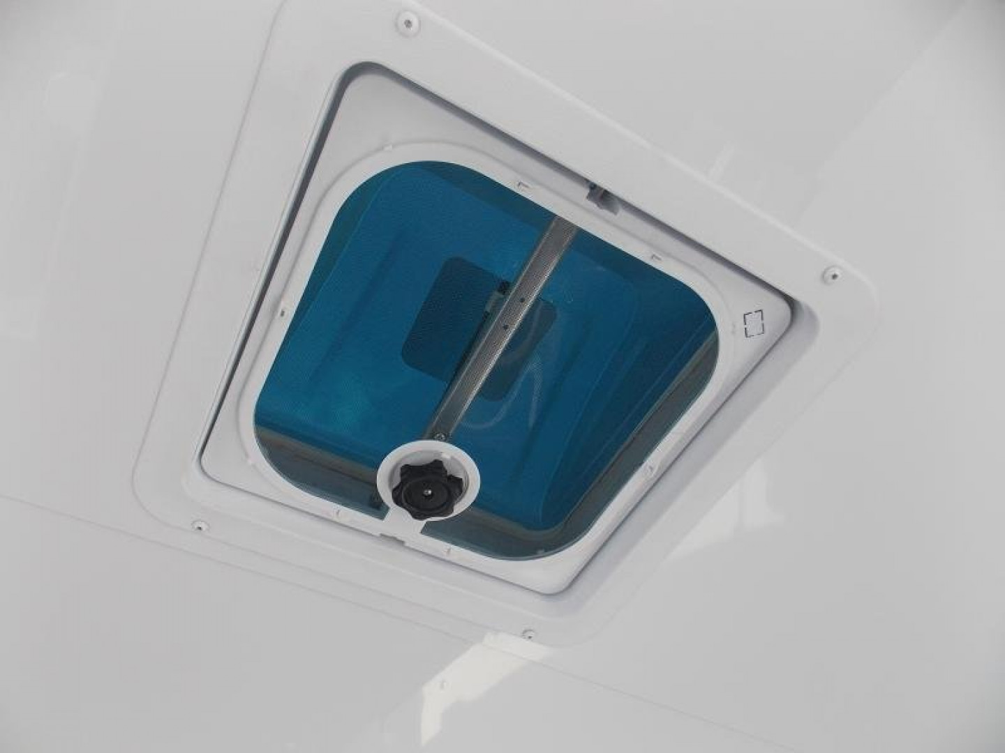 New 2024 MISSION ALC MCH8.5X24-PPS - WHITE Cargo / Enclosed Trailer