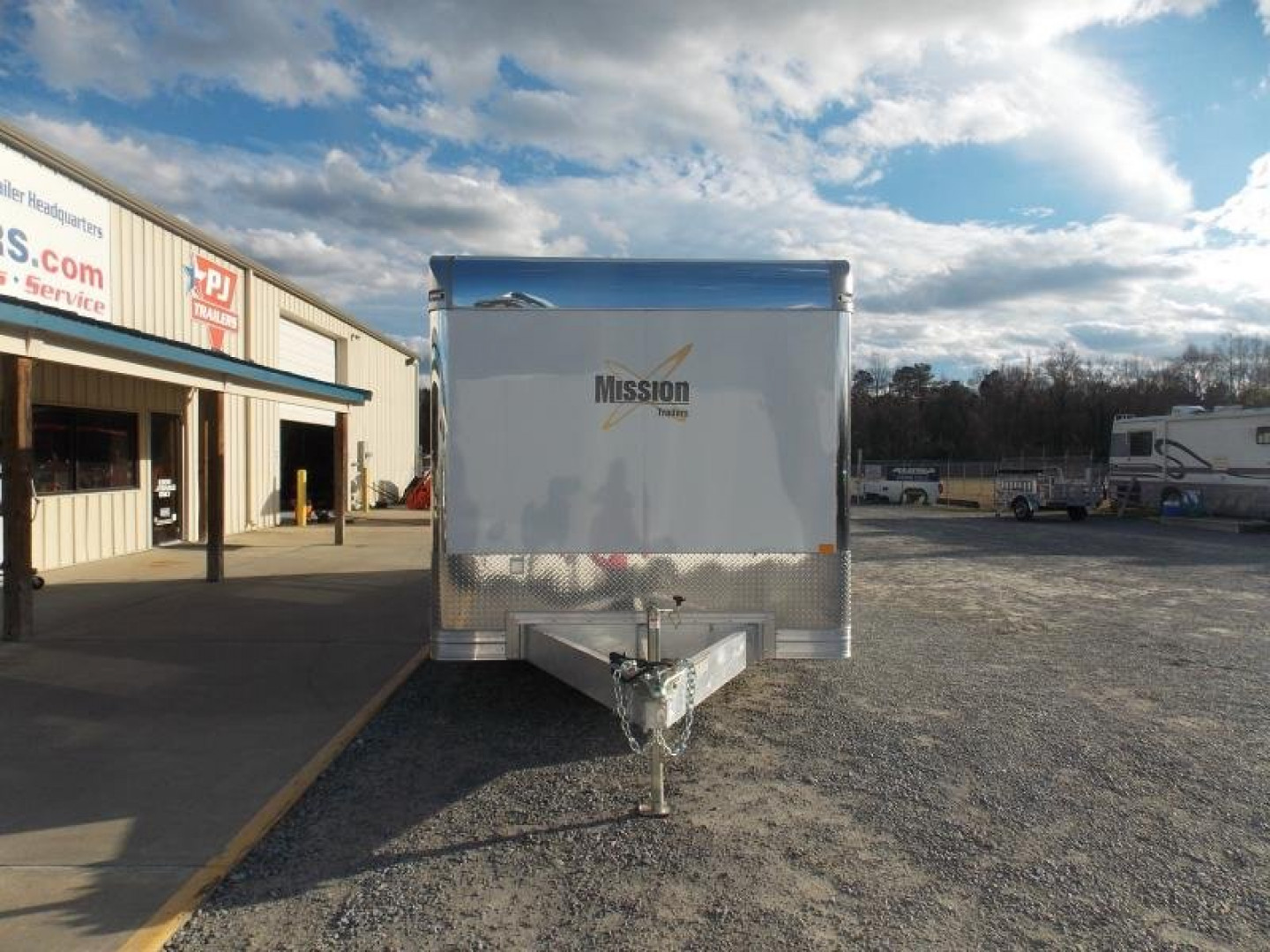 New 2024 MISSION ALC MCH8.5X24-PPS - WHITE Cargo / Enclosed Trailer