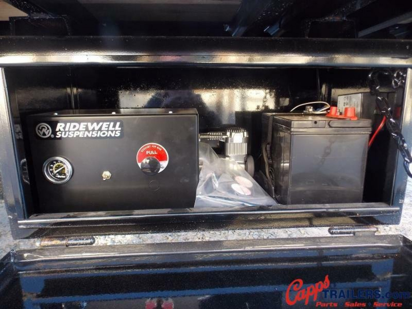 New 2023 PJ Trailers PJ LDQ40D2BS4-S301-WR03 DECKOVER TRAILER