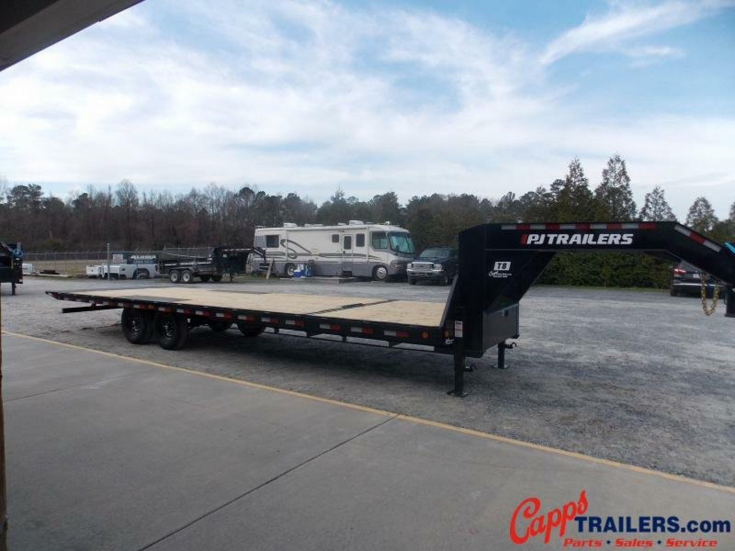 New 2024 PJ TRAILERS PJ T8R2872BSTK4Z DECKOVER TRAILER