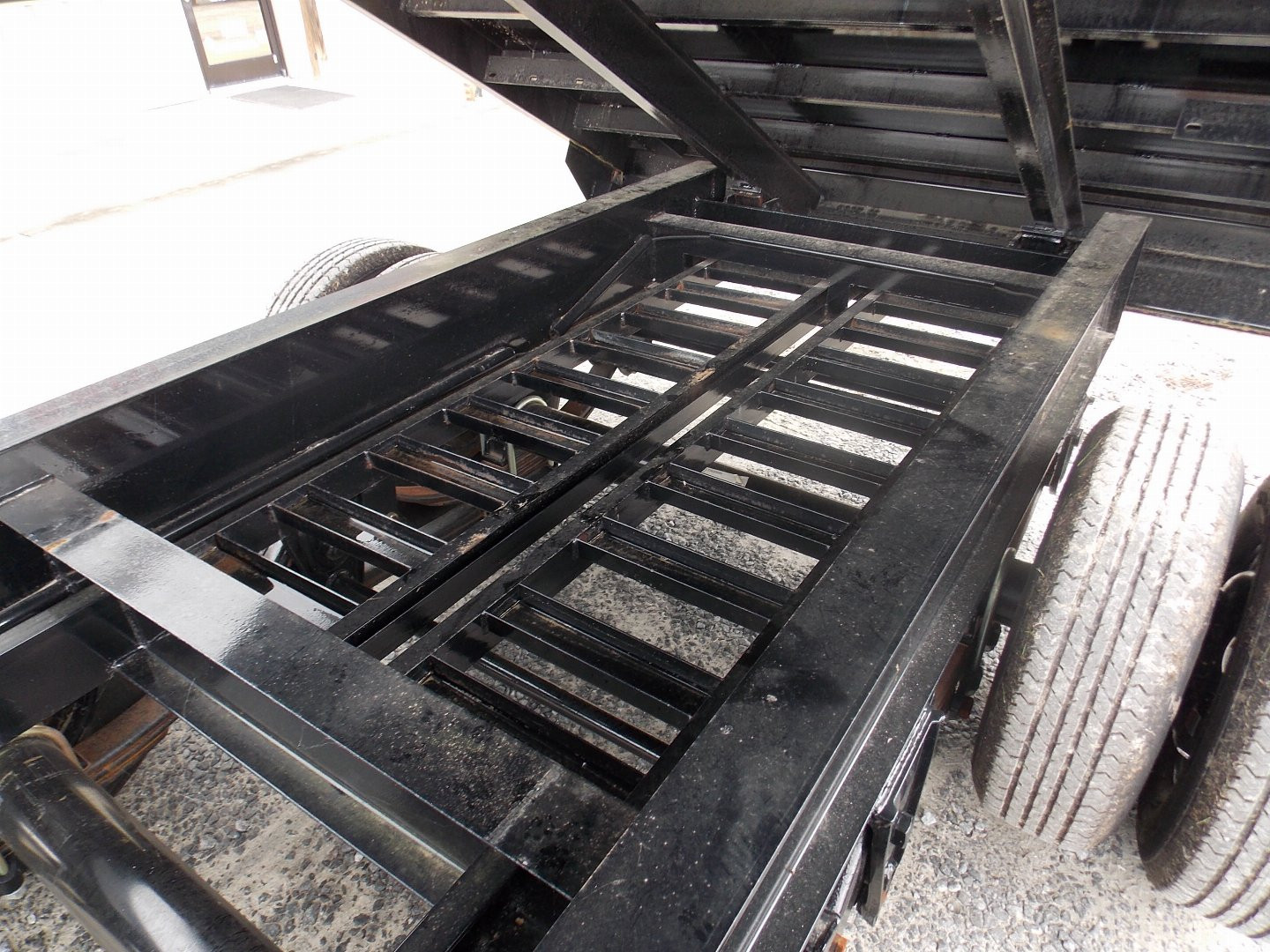 New 2023 PJ Trailers PJ DDS20A2BSBK Dump Trailer