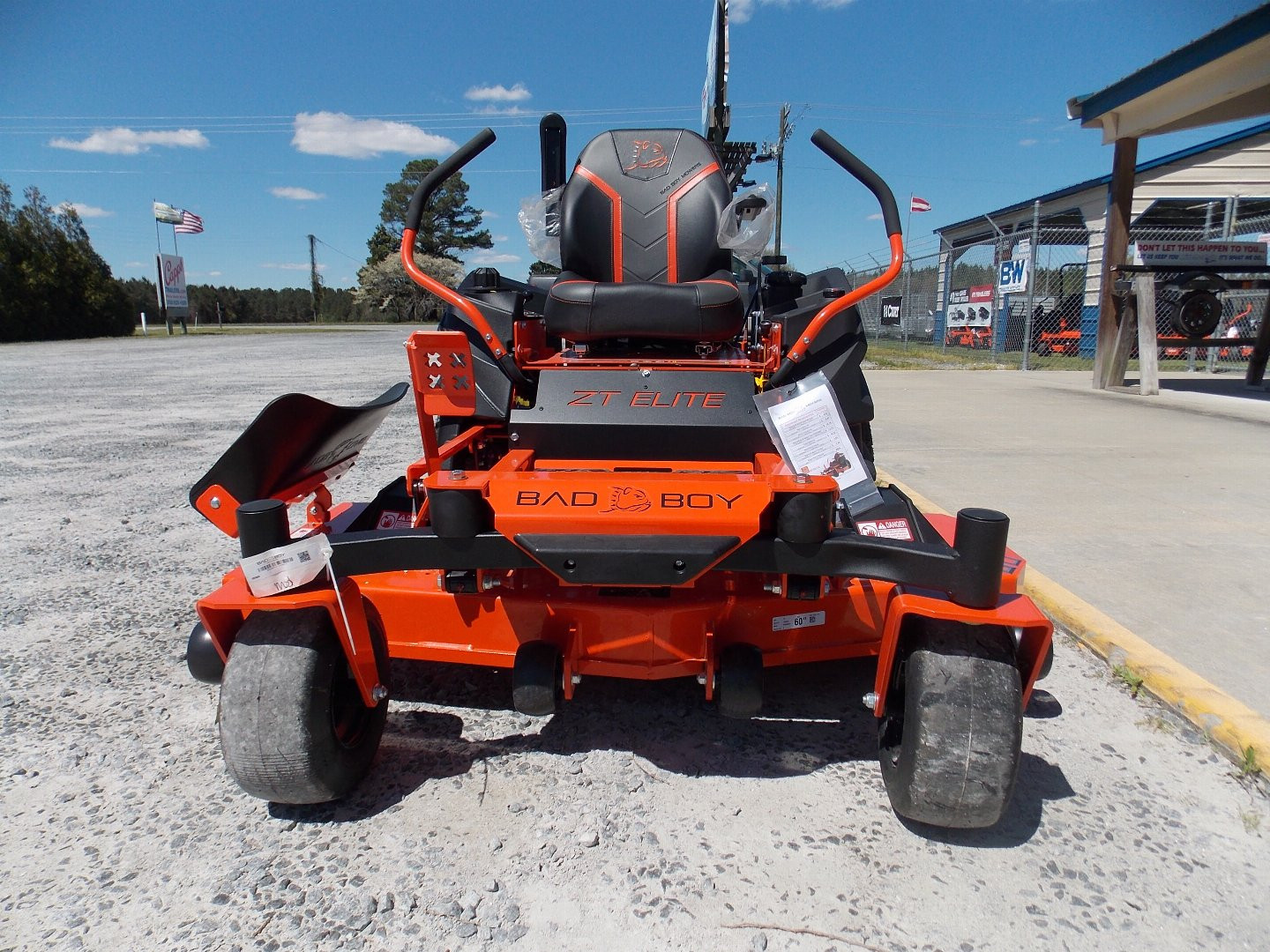 New 2024 BAD BOY BB ZT ELITE BZS60CXI27 Lawn Mowers
