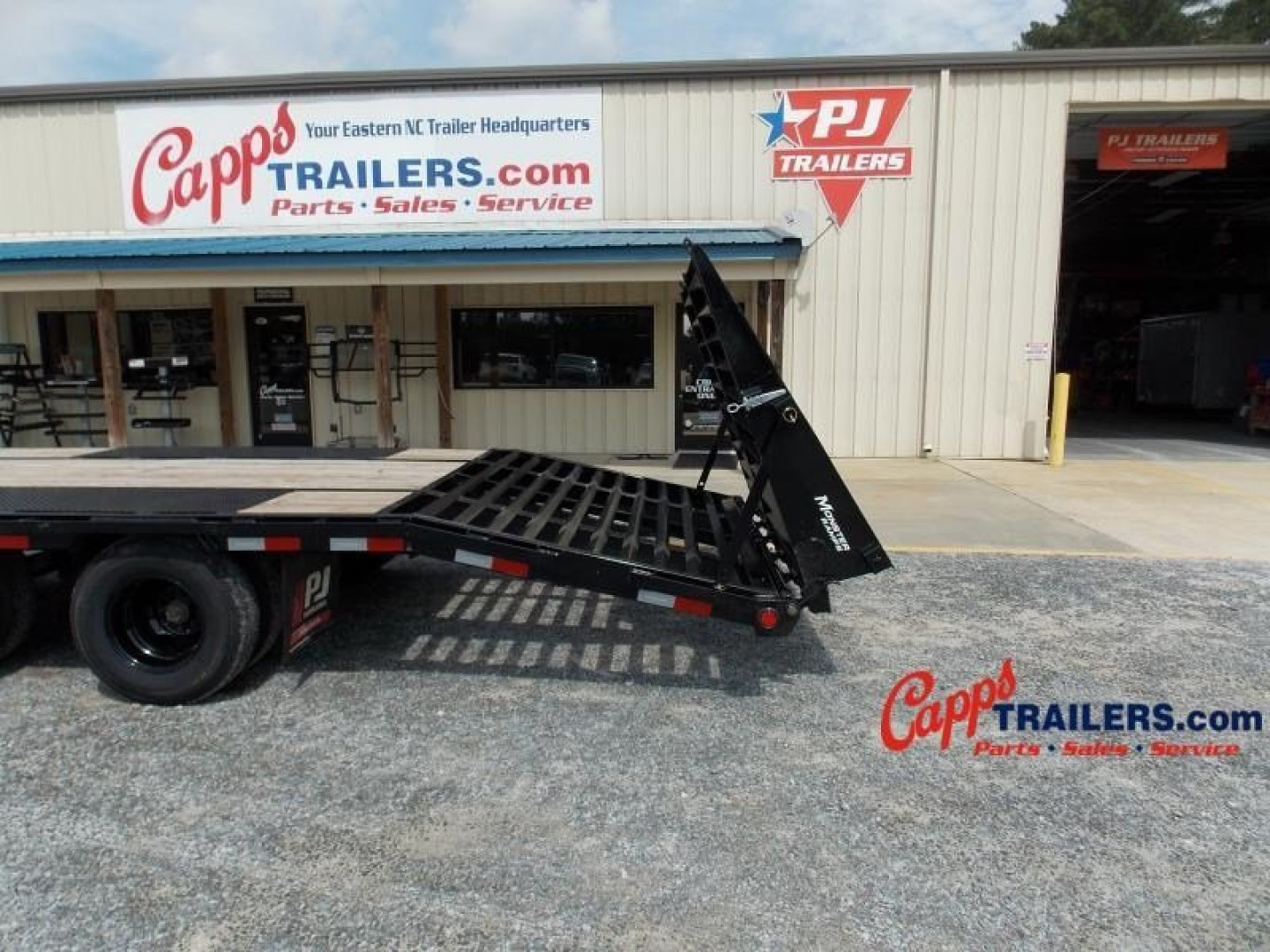 New 2023 PJ TRAILERS PJ LDQ32A2BSWK DECKOVER TRAILER
