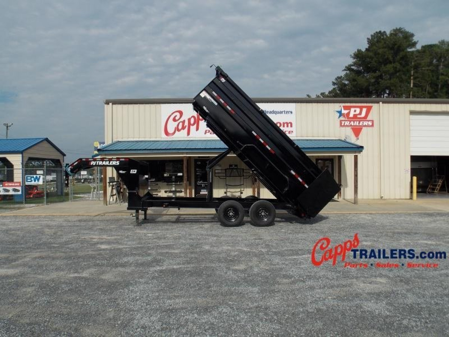 New 2023 PJ Trailers PJ DMR1672BSSK-CY06 GOOSENECK Dump Trailer