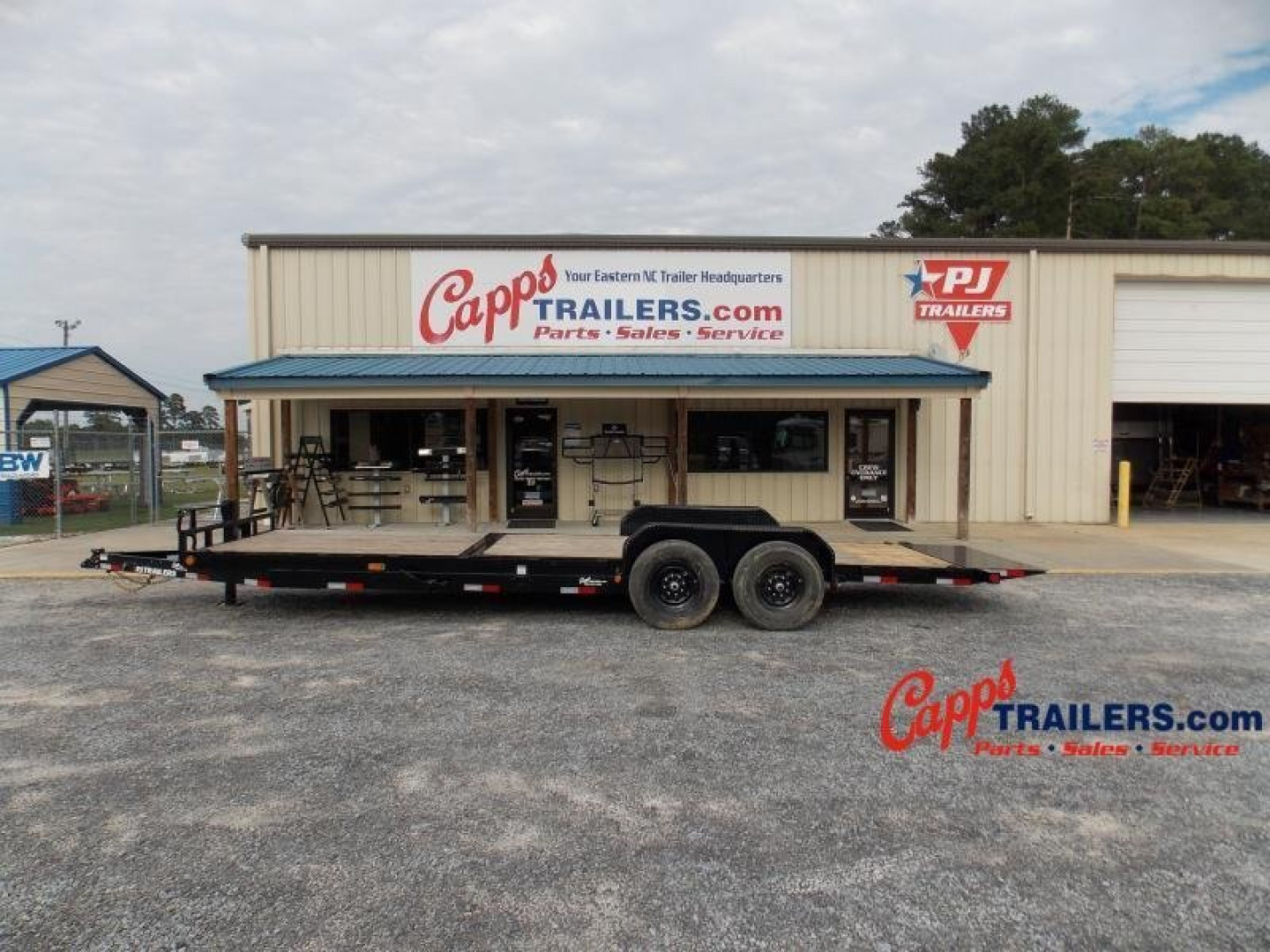 New 2024 PJ Trailers T6J2472BTTK Tilt Deck