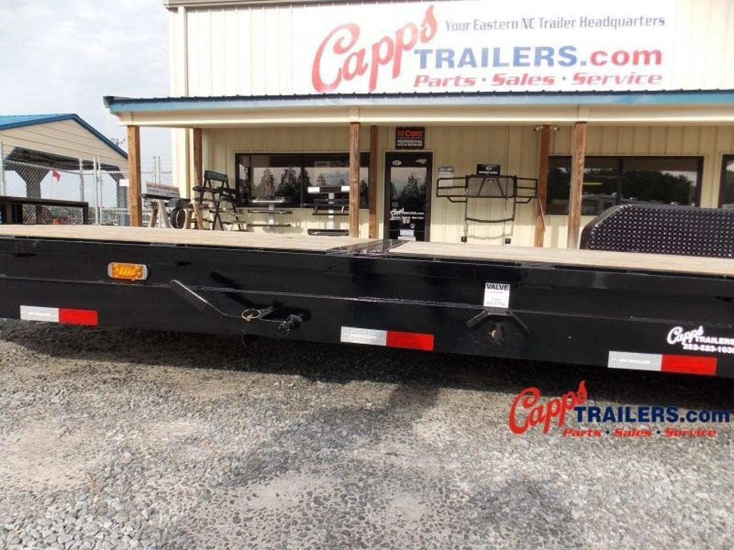 New 2024 PJ Trailers T6J2472BTTK Tilt Deck