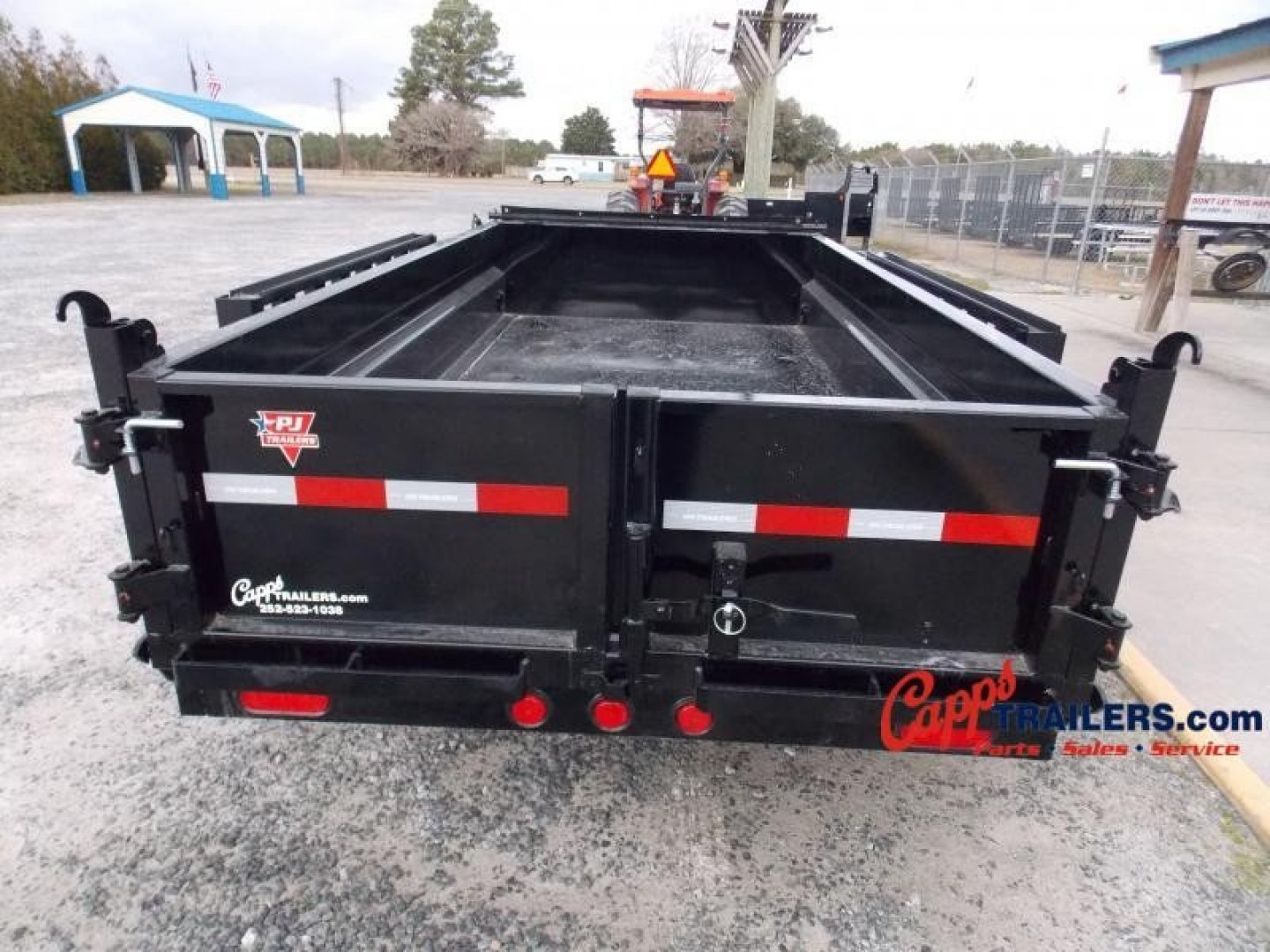 New 2022 PJ TRAILERS PJ D5D1032BSTKPRT Dump Trailer