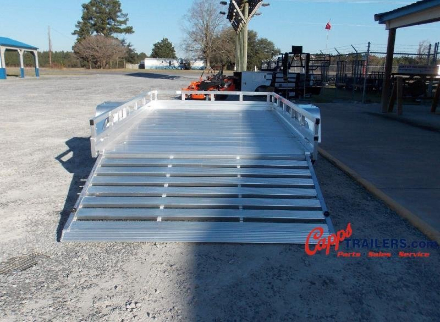 2027 Aluma 7810ESA-S-TG-LADDER photo 2