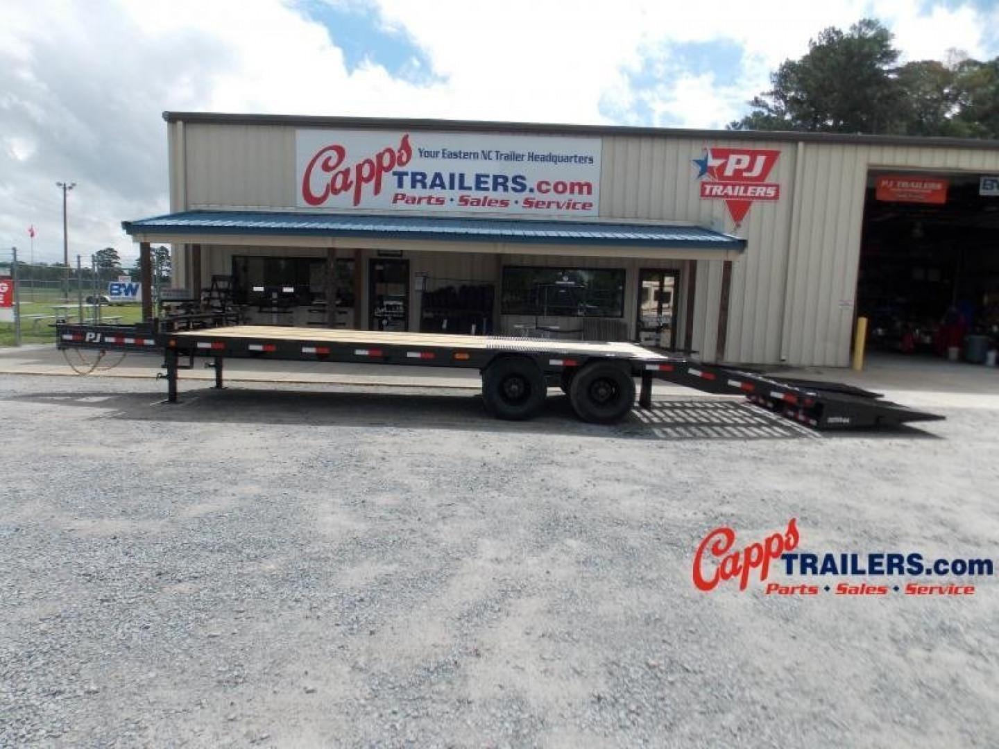New 2024 PJ Trailers PJ PLP25A2BSWK DECKOVER TRAILER
