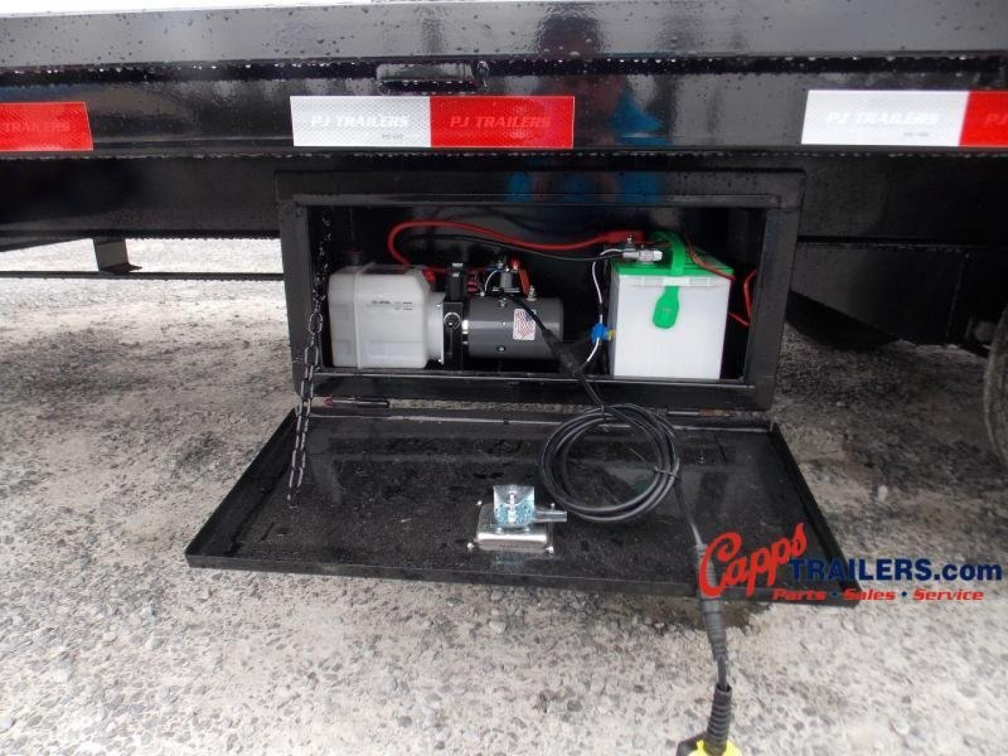 New 2024 PJ TRAILERS PJ LYR36D2BSSK4 DECKOVER TRAILER