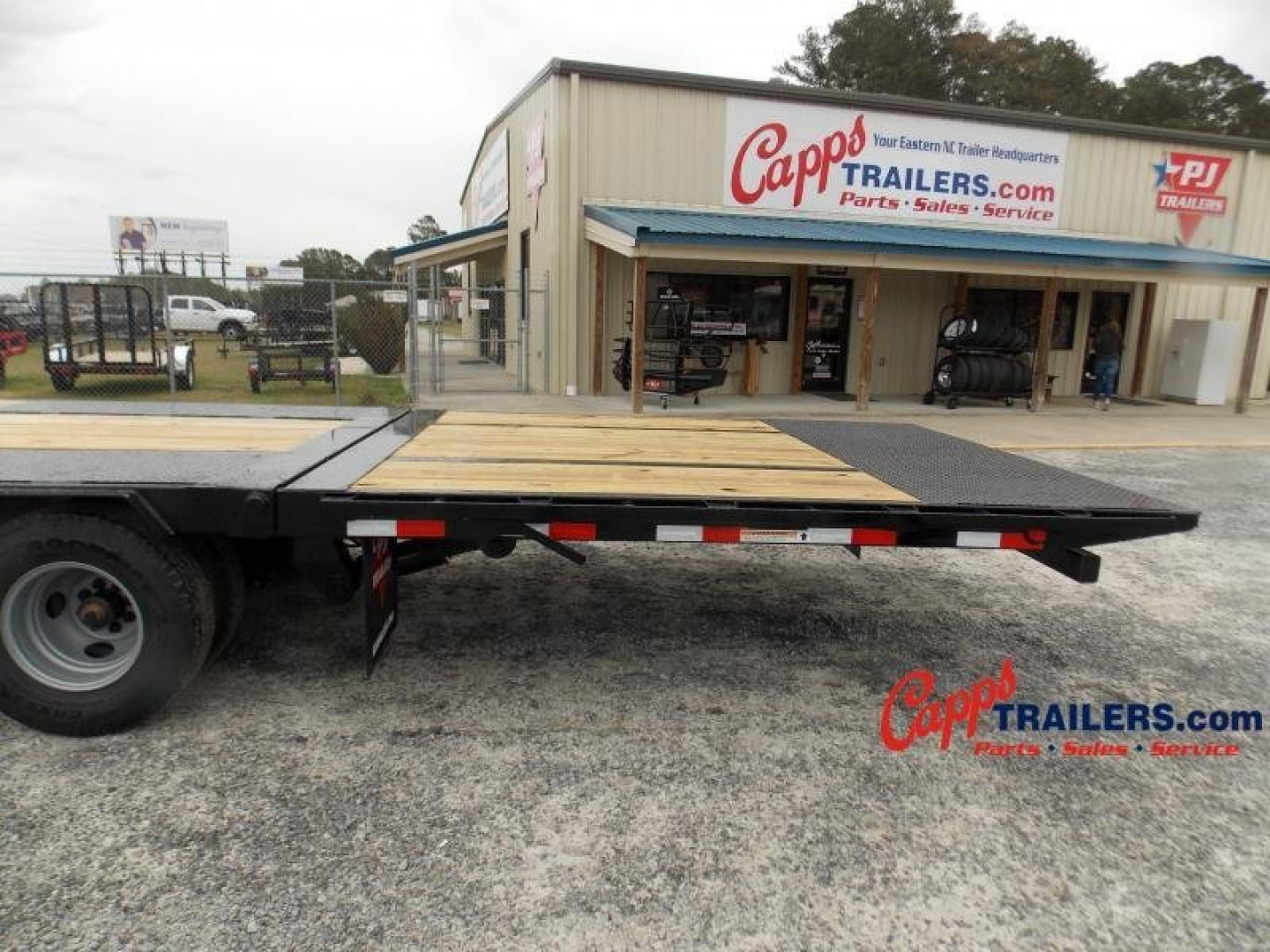 New 2024 PJ TRAILERS PJ LYR36D2BSSK4 DECKOVER TRAILER