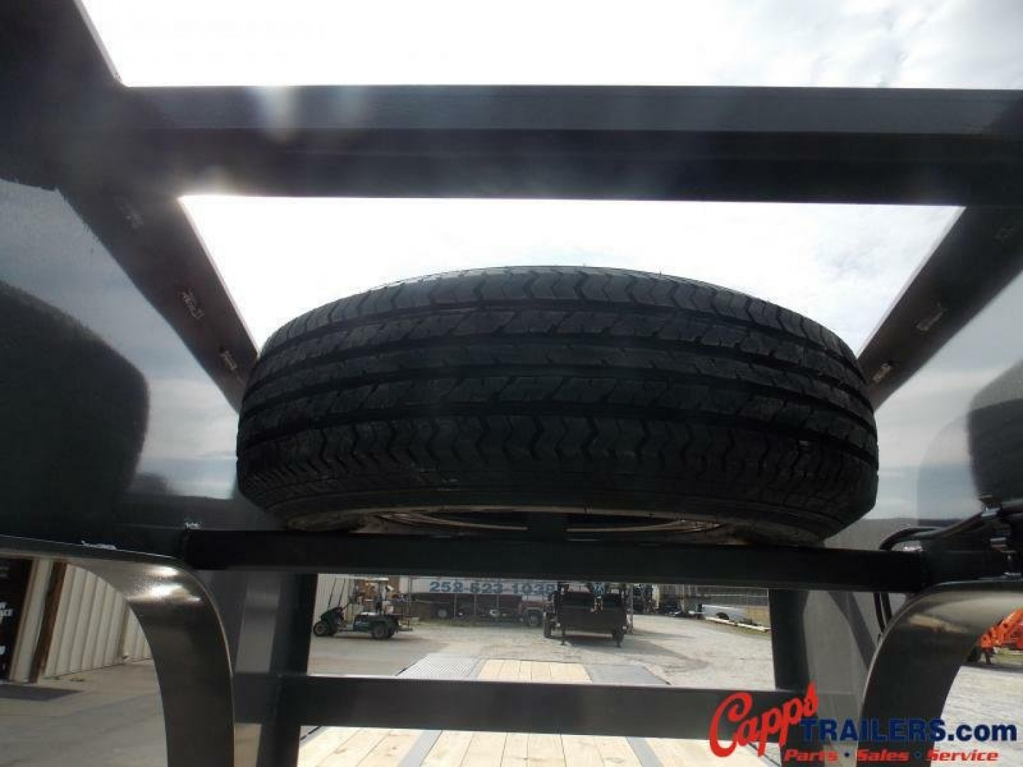 New 2023 PJ TRAILERS PJ LYQ32A2BSS6-BWP3-JA06 DECKOVER