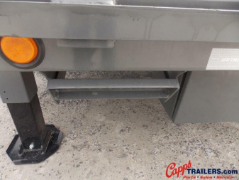 New 2023 PJ TRAILERS PJ LYQ32A2BSS6-BWP3-JA06 DECKOVER