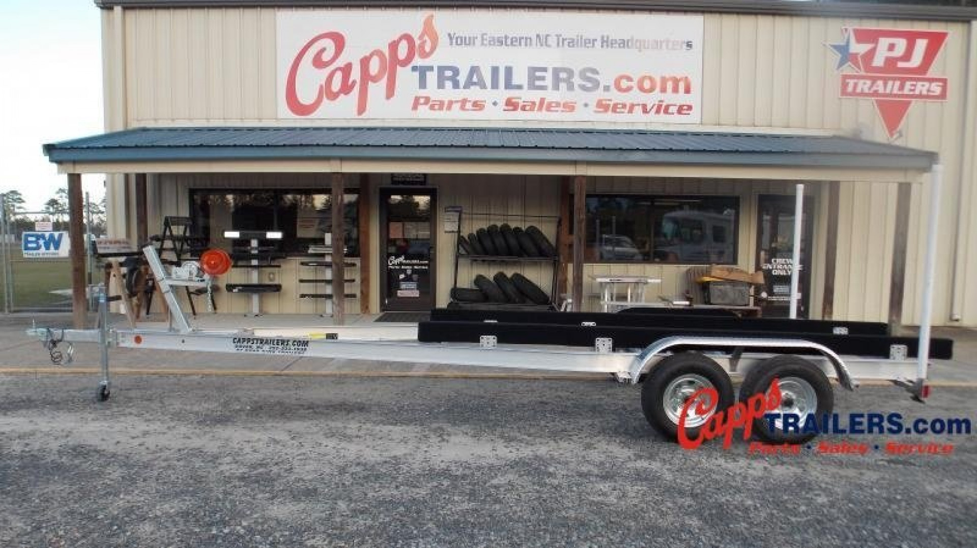 New 2024 ROAD KING RKAF 22T TORSION SS Boat Trailer