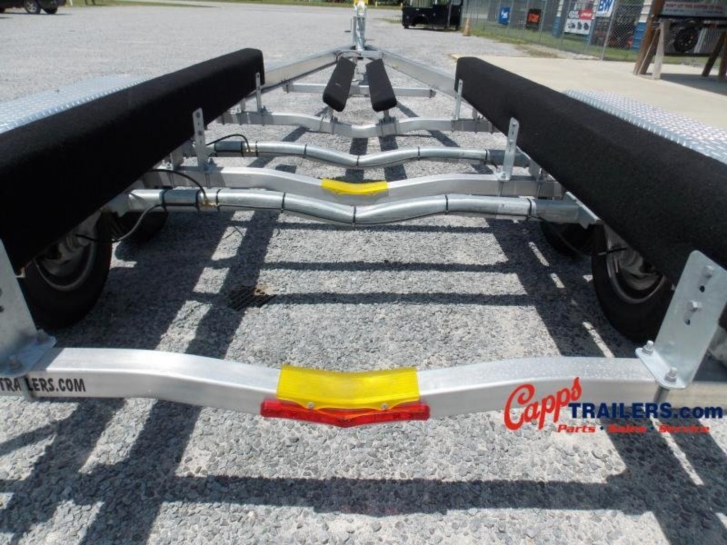 New 2024 ROAD KING RKAV 24-26 TB28500 Boat Trailer