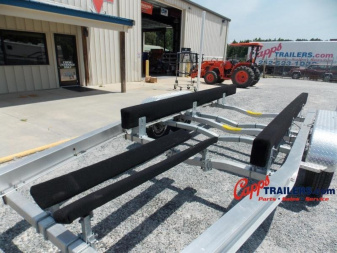 New 2024 ROAD KING RKAV 24-26 TB28500 Boat Trailer