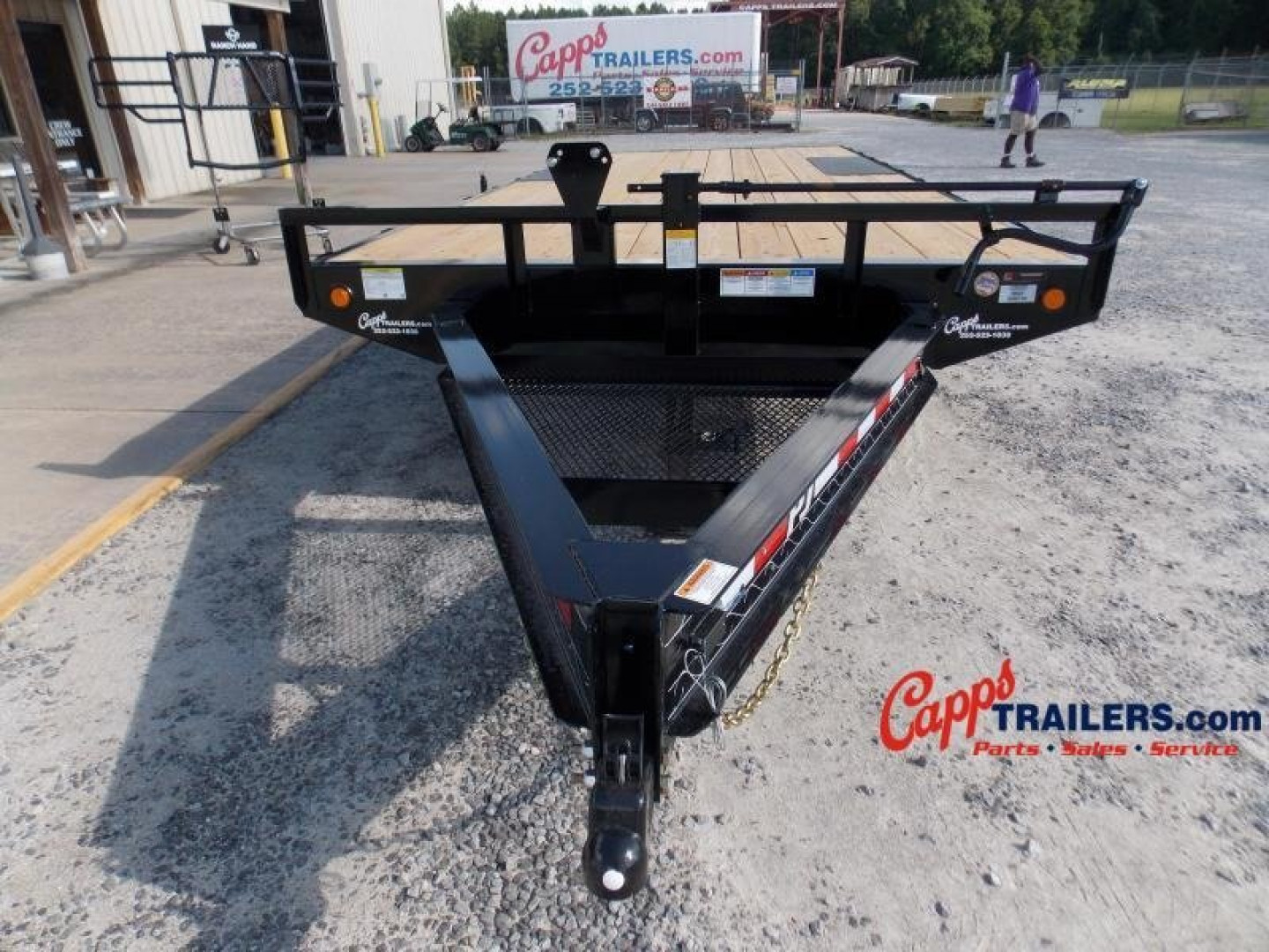 New 2025 PJ TRAILERS F8J2072BSSK Deckover Trailer
