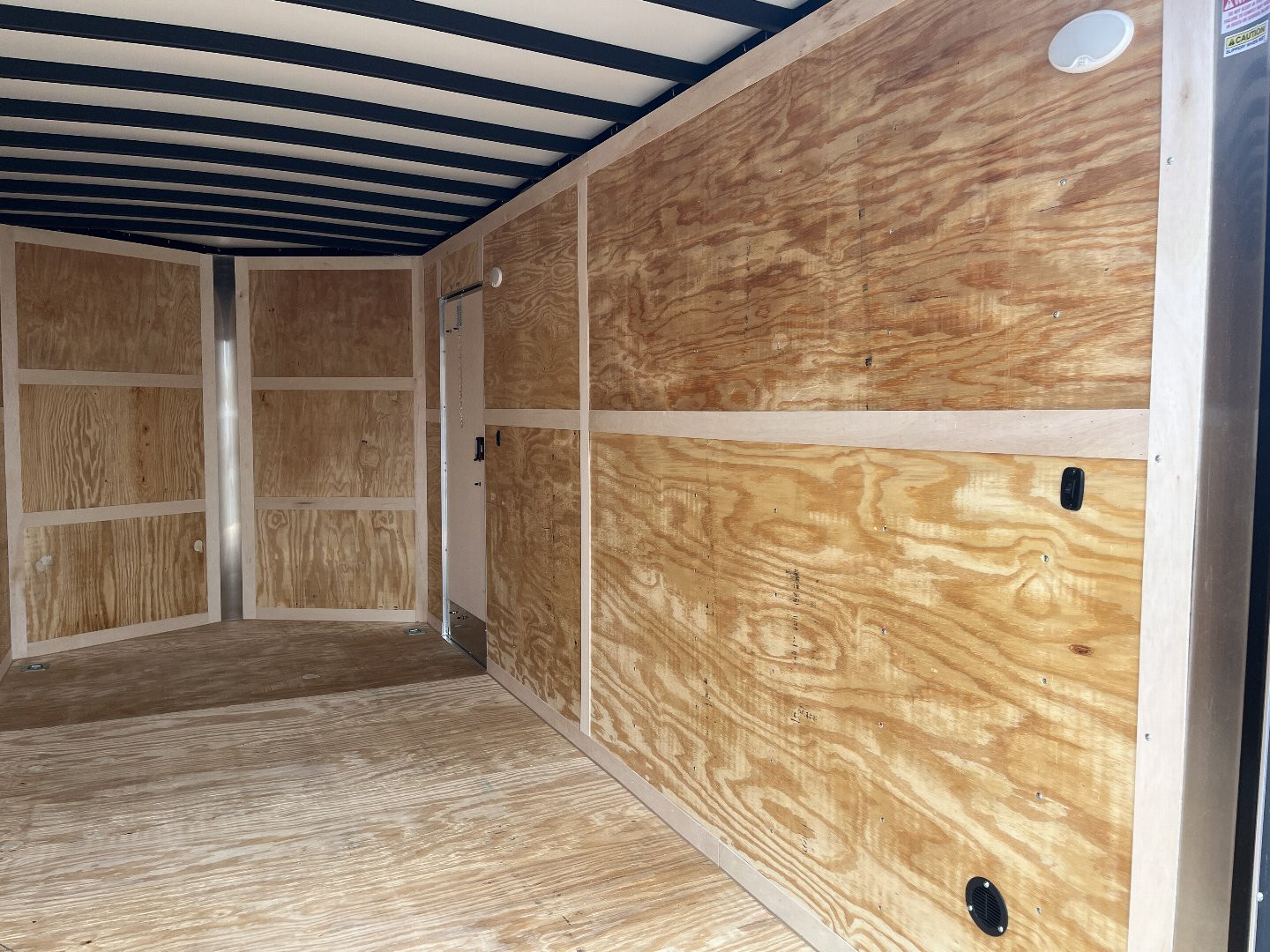 New 2025 Homesteader 716IT w/ HD Package - 7' Interior - GRAY POLYCOR