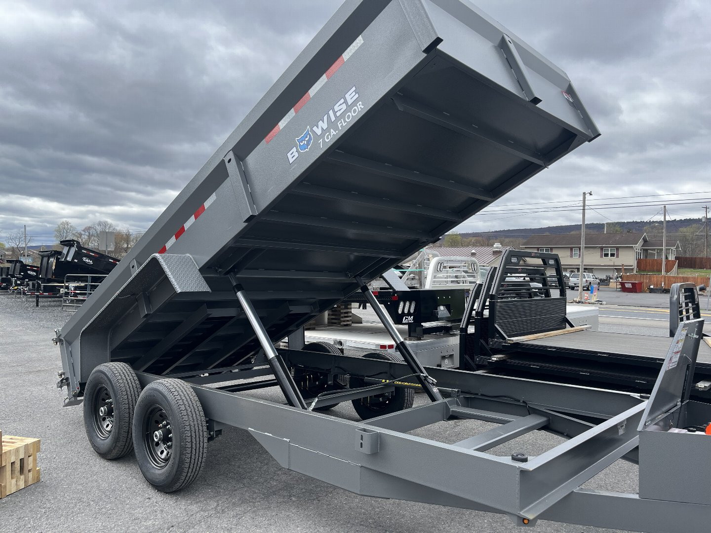 New 2025 BWise 7x16 -14K Dump Trailer - Hammertone - Ramps