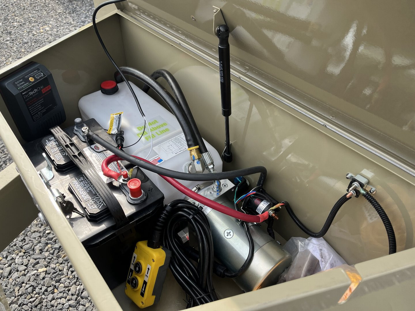 New 2025 BELMONT 81" x 14' -14K GVWR - TARP KIT - SANDSTONE COLOR