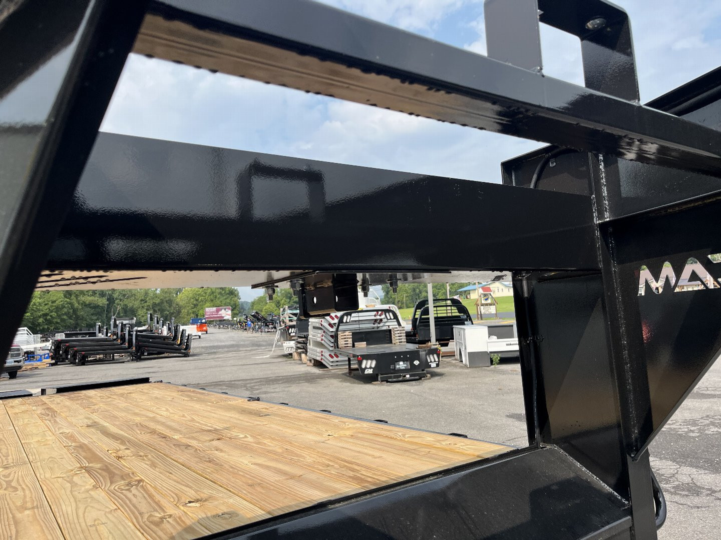 New 2026 Cam Superline 8.5' X 30' Gooseneck Deckover Trailer - 14,000# GVWR - SUPER RAMPS Deckover Trailer