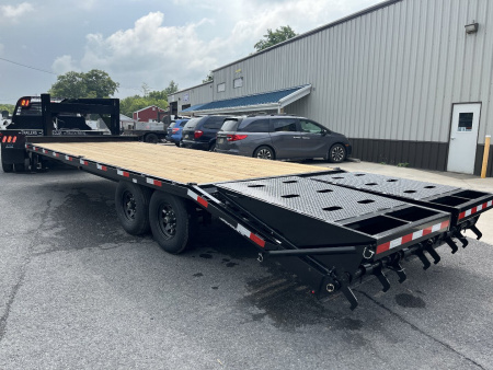 New 2026 Cam Superline 8.5' X 30' Gooseneck Deckover Trailer - 14,000# GVWR - SUPER RAMPS Deckover Trailer