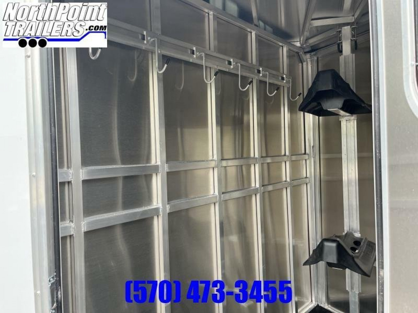 New 2023 Frontier - Strider 2 Horse Trailer - Slant Load Horse Trailer