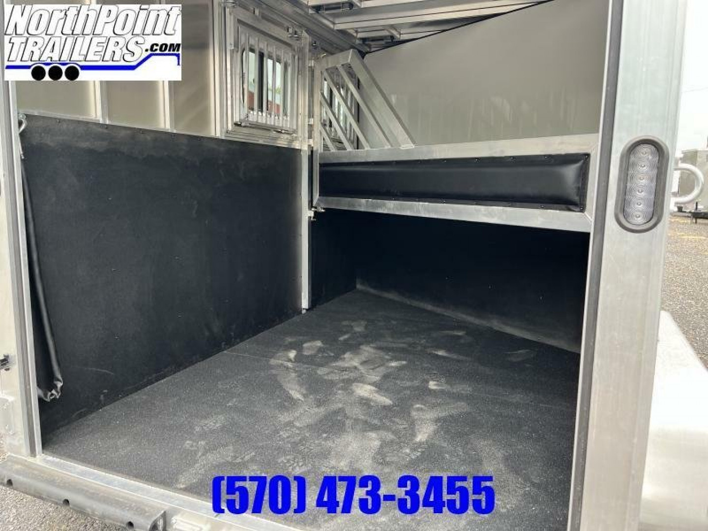 New 2023 Frontier - Strider 2 Horse Trailer - Slant Load Horse Trailer