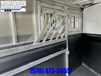 New 2023 Frontier - Strider 2 Horse Trailer - Slant Load Horse Trailer