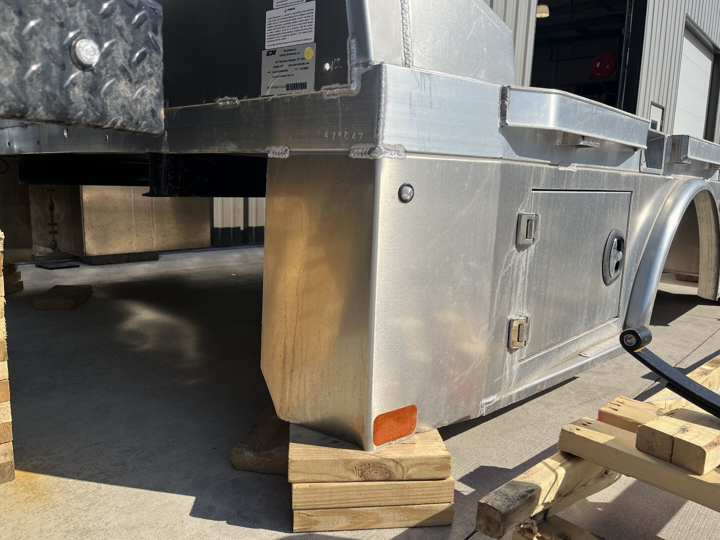 New CM ALSK - 94" x 9'4" Aluminum Skirted Bed - 60" C/A Cab & Chassis **SCRATCH AND DENT BOX**