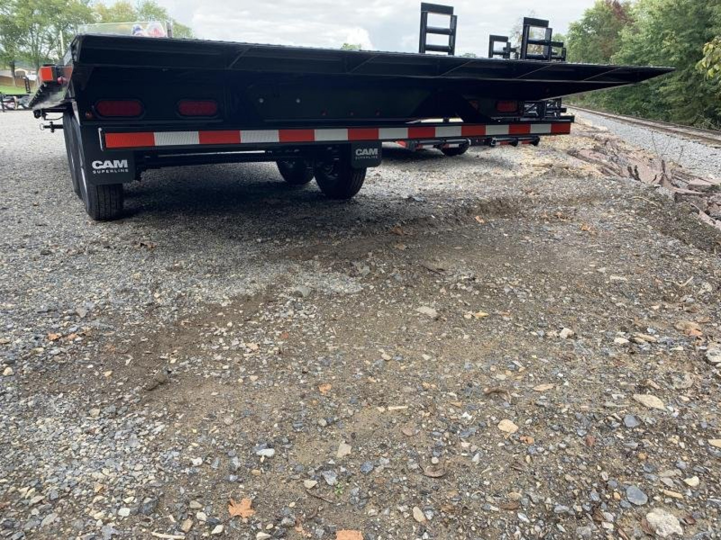 New 2023 Cam Superline 24' - Deckover Split Tilt Trailer - 7K Axles - AVAILABLE
