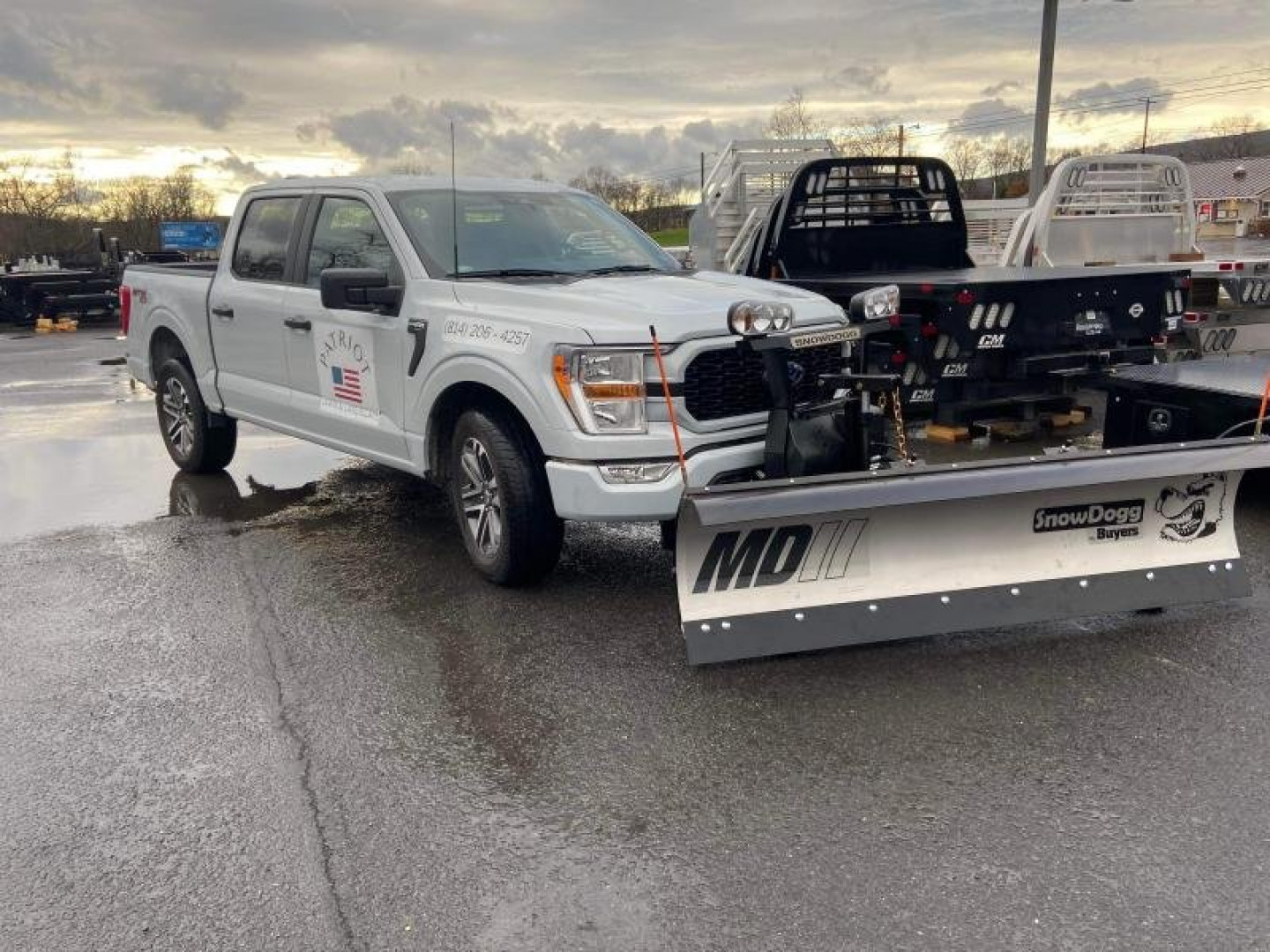 New SnowDogg MD75 Stainless Snow Plow
