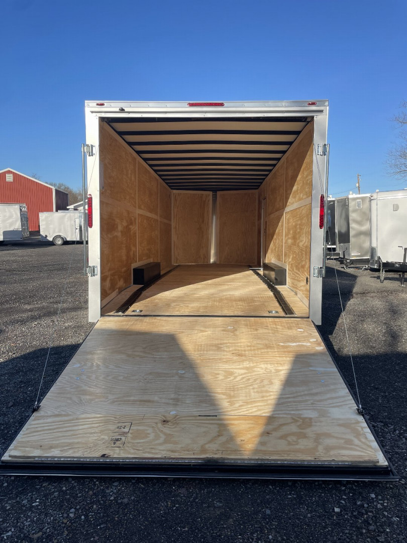 New 2025 Homesteader 8 x 24' - Silver - 7' Interior - 5.2k TORSION AXLES - E-TRACK