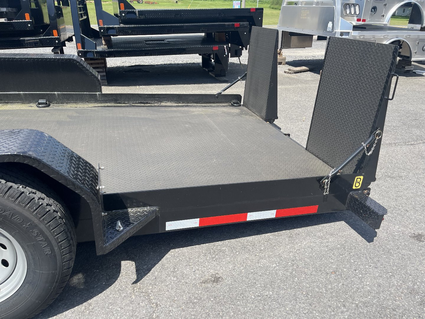 Used **USED** 2022 Belmont 20' Power Tilt w/ Wedge Ramps - 14000 GVWR Tilt Equipment Trailer