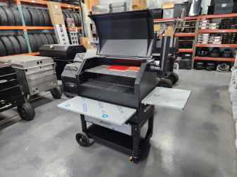 New 2025 YODER YS640 PELLET SMOKER BBQ Trailer